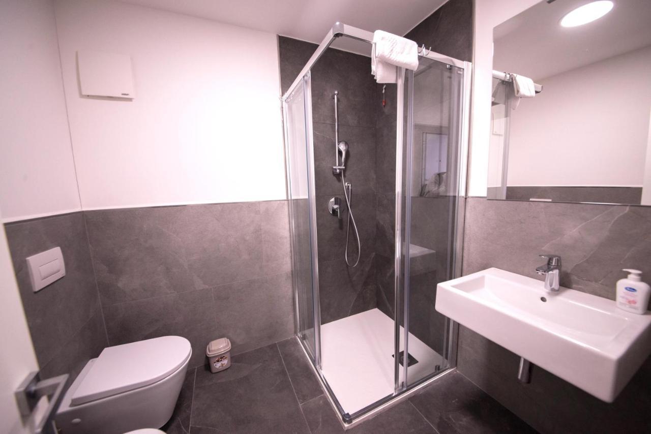1Dest - Best Location Riva del Garda Ngoại thất bức ảnh